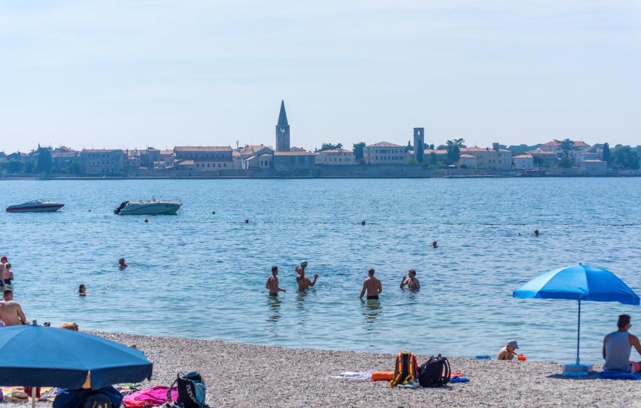 Genoa Rooms Porec Esterno foto