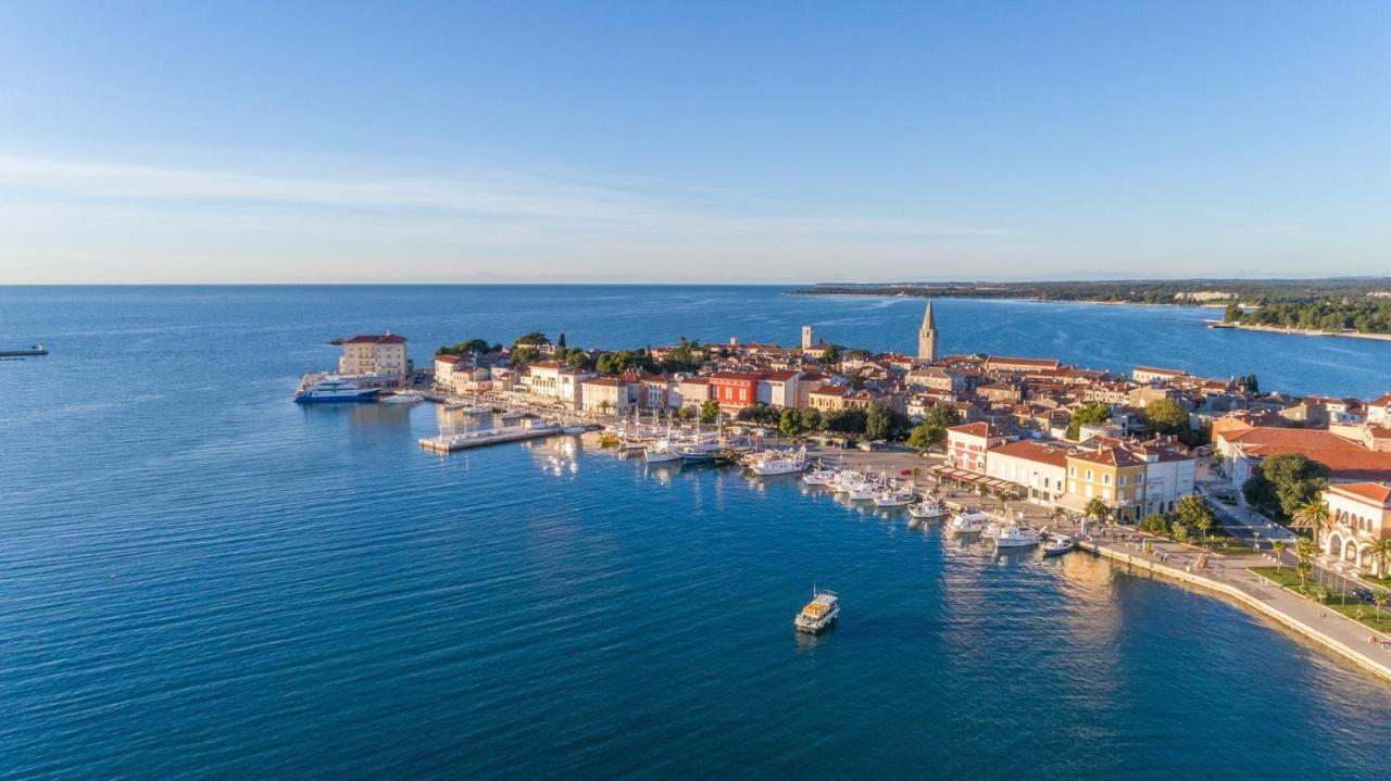 Genoa Rooms Porec Esterno foto