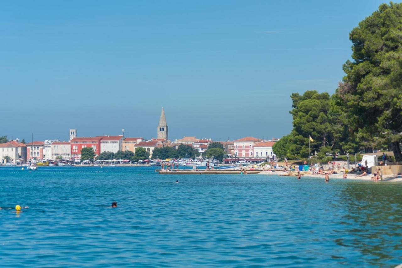 Genoa Rooms Porec Esterno foto
