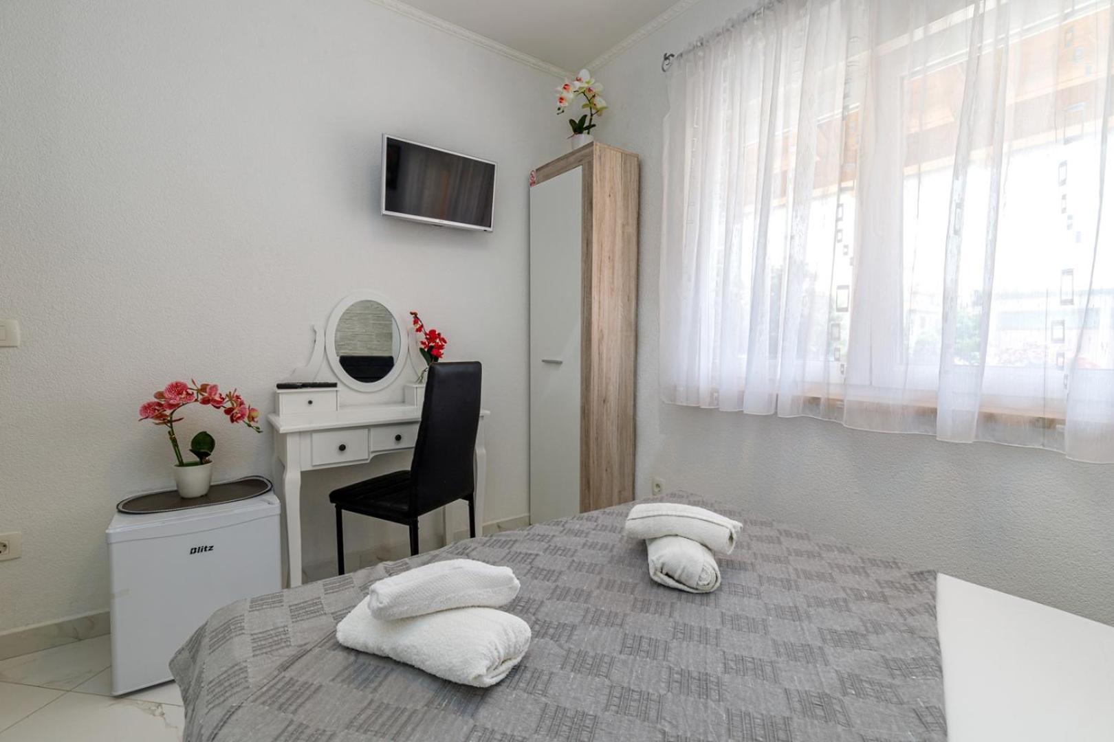Genoa Rooms Porec Camera foto