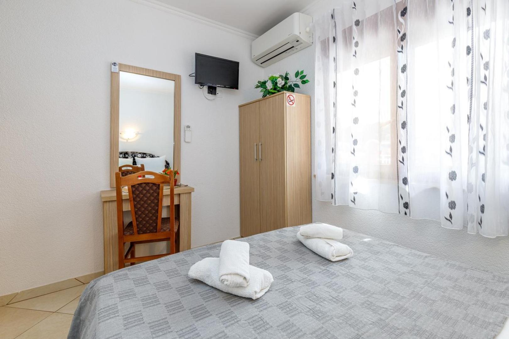 Genoa Rooms Porec Camera foto